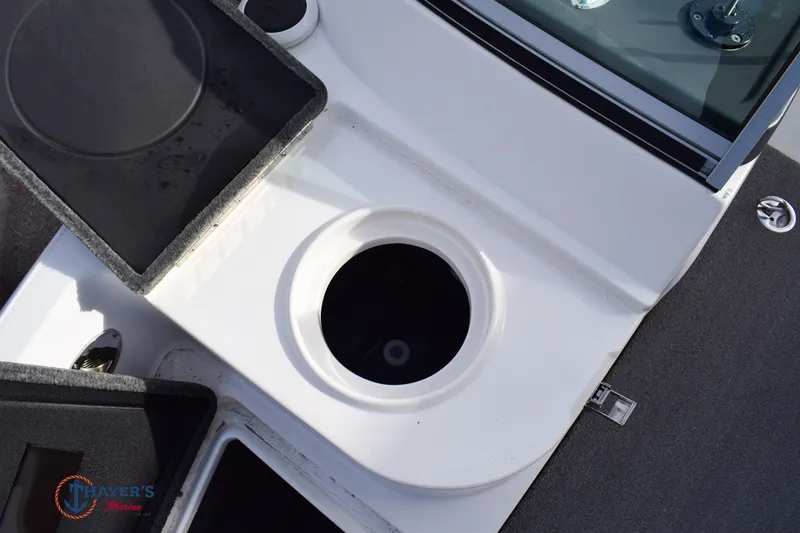 Slide: The Image of Yar-Craft 219 TFX 2017 - 19