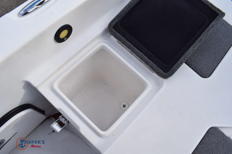 Slide: The Image of Yar-Craft 219 TFX 2017 - 27