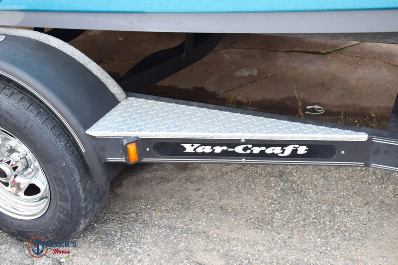 Slide: The Image of Yar-Craft 219 TFX 2017 - 4