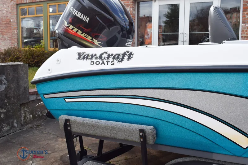 Slide: The Image of Yar-Craft 219 TFX 2017 - 6