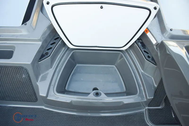 Slide: The Image of Ikon VLX 20 2025 - 26