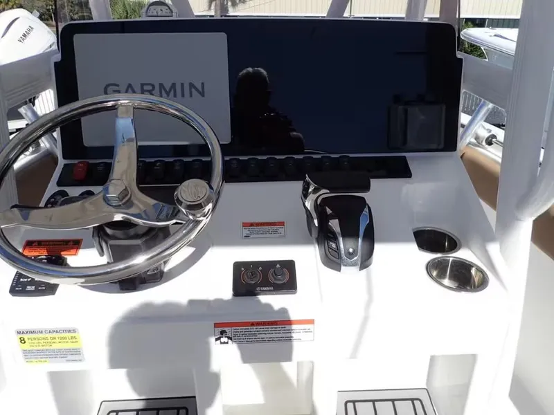 Slide: The Image of Sea Hunt Ultra 234 2022 - 11