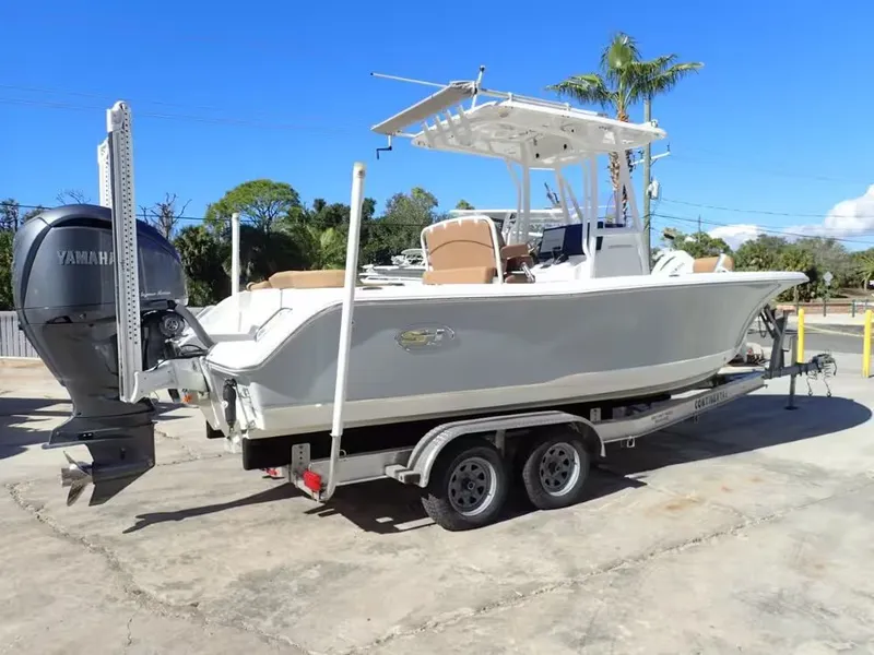 Slide: The Image of Sea Hunt Ultra 234 2022 - 2