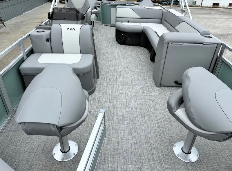 Slide: The Image of Avalon Venture 85 Rear Fish - 21' 2026 - 8