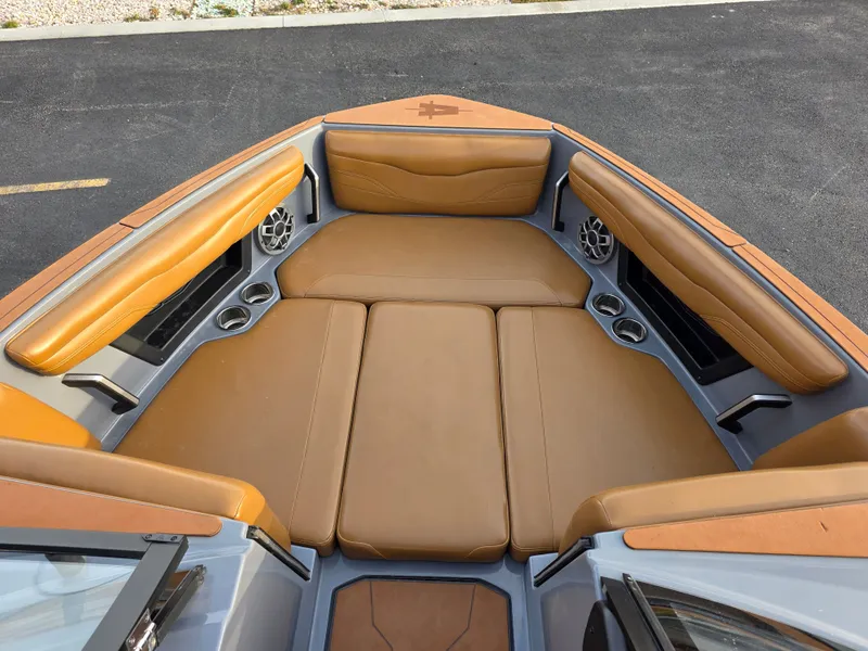 Slide: The Image of Axis Wake Research T220 2022 - 21