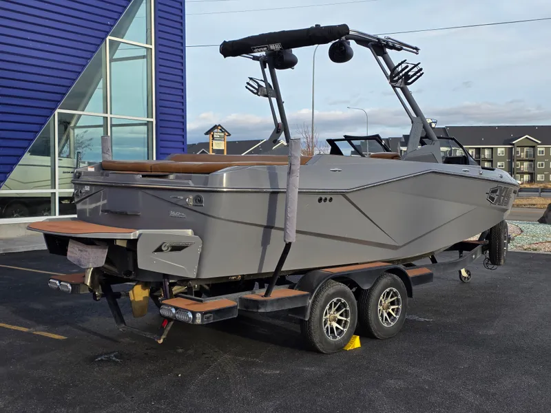 Slide: The Image of Axis Wake Research T220 2022 - 9