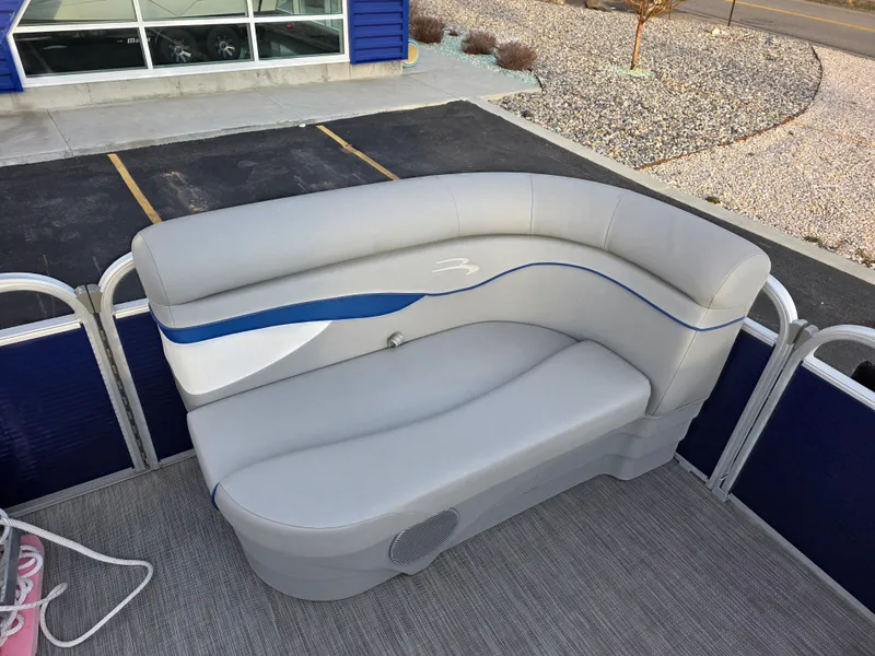 Slide: The Image of Bennington 20 SV 2021 - 14