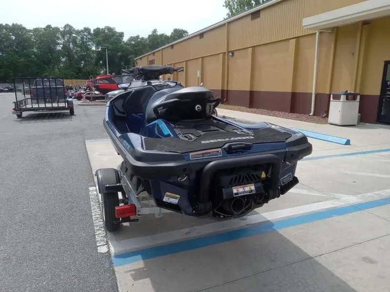 Slide: The Image of Sea-Doo GTX 230 2026 - 11