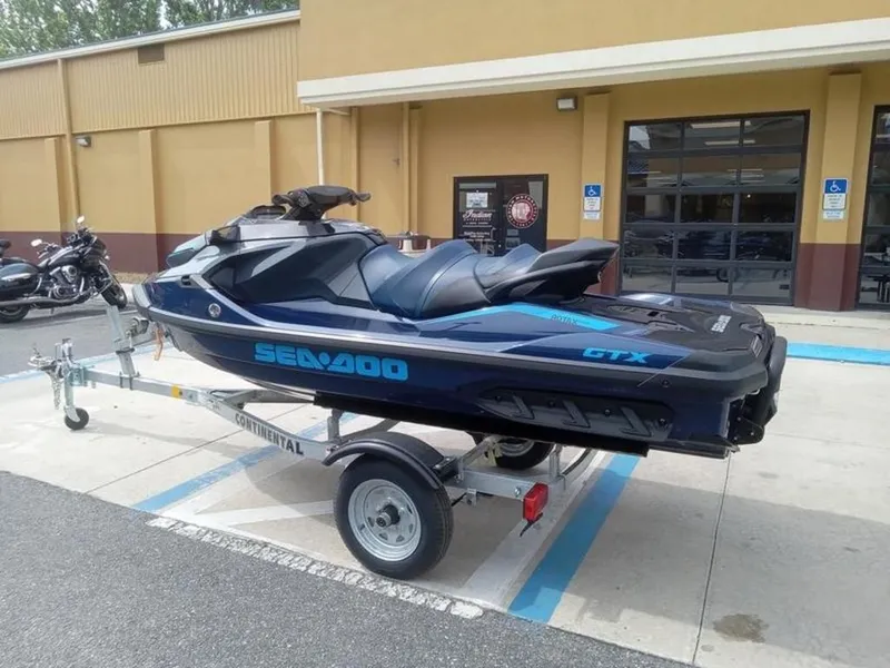 Slide: The Image of Sea-Doo GTX 230 2026 - 9