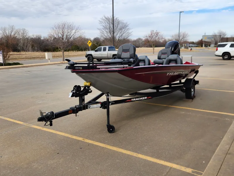 Slide: The Image of Tracker Pro Team 175 TXW 2023 - 4