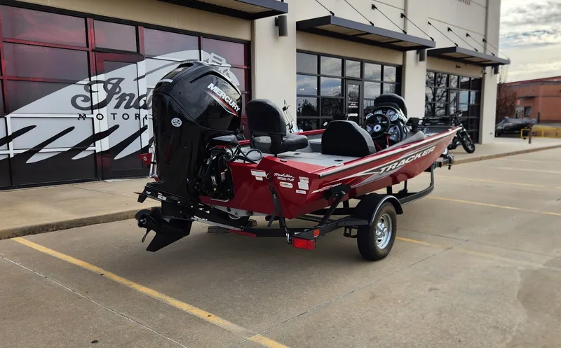 Slide: The Image of Tracker Pro Team 175 TXW 2023 - 8