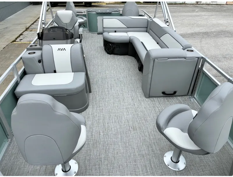 Slide: The Image of Avalon Venture 85 Rear Fish - 21' 2026 - 17
