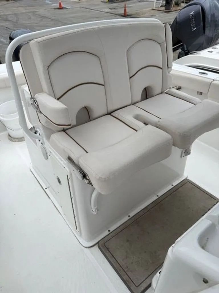 Slide: The Image of Sea Hunt Gamefish 27 Coffin Box 2021 - 2