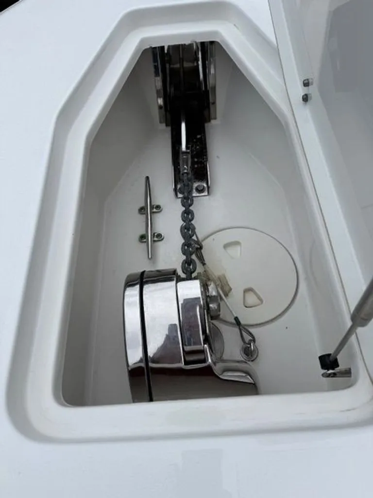 Slide: The Image of Sea Hunt Gamefish 27 Coffin Box 2021 - 21