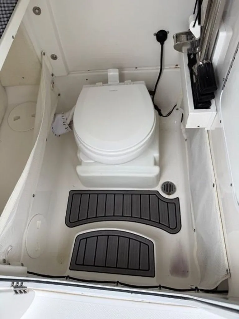 Slide: The Image of Sea Hunt Gamefish 27 Coffin Box 2021 - 24