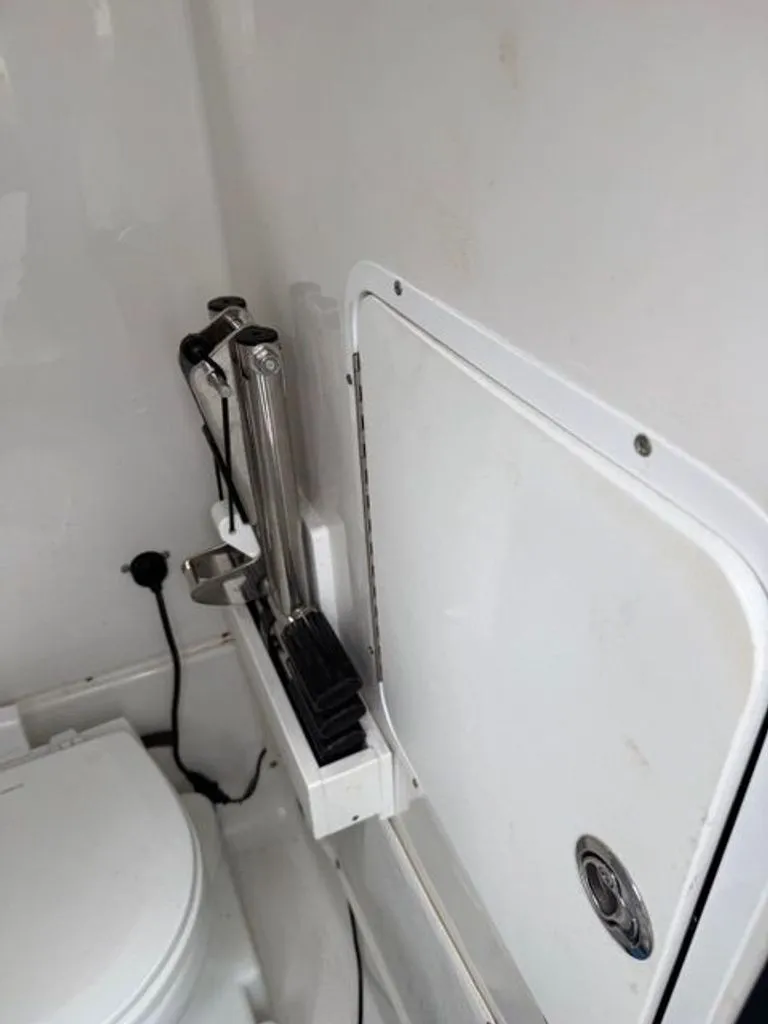 Slide: The Image of Sea Hunt Gamefish 27 Coffin Box 2021 - 25