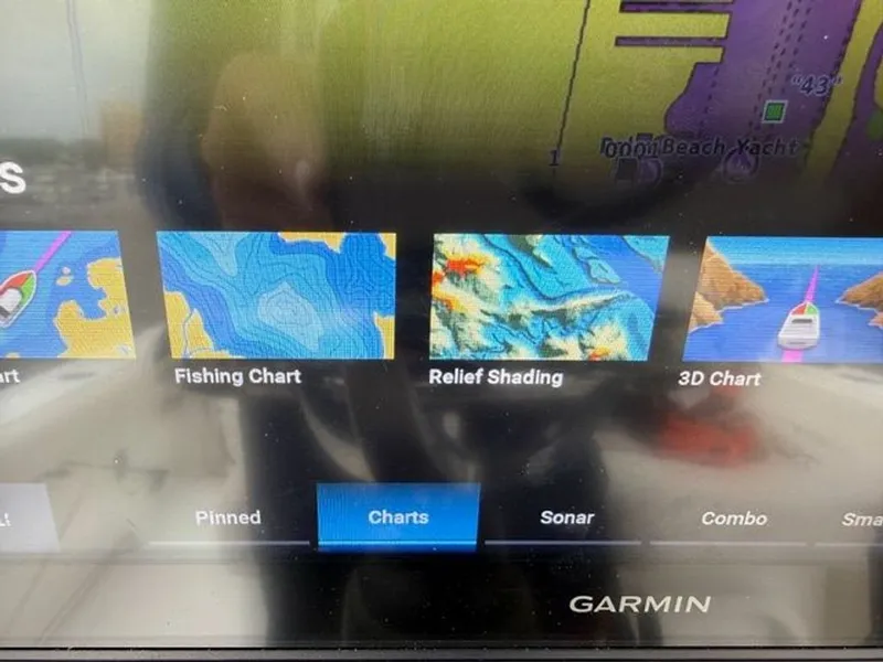 Slide: The Image of Sea Hunt Gamefish 27 Coffin Box 2021 - 5