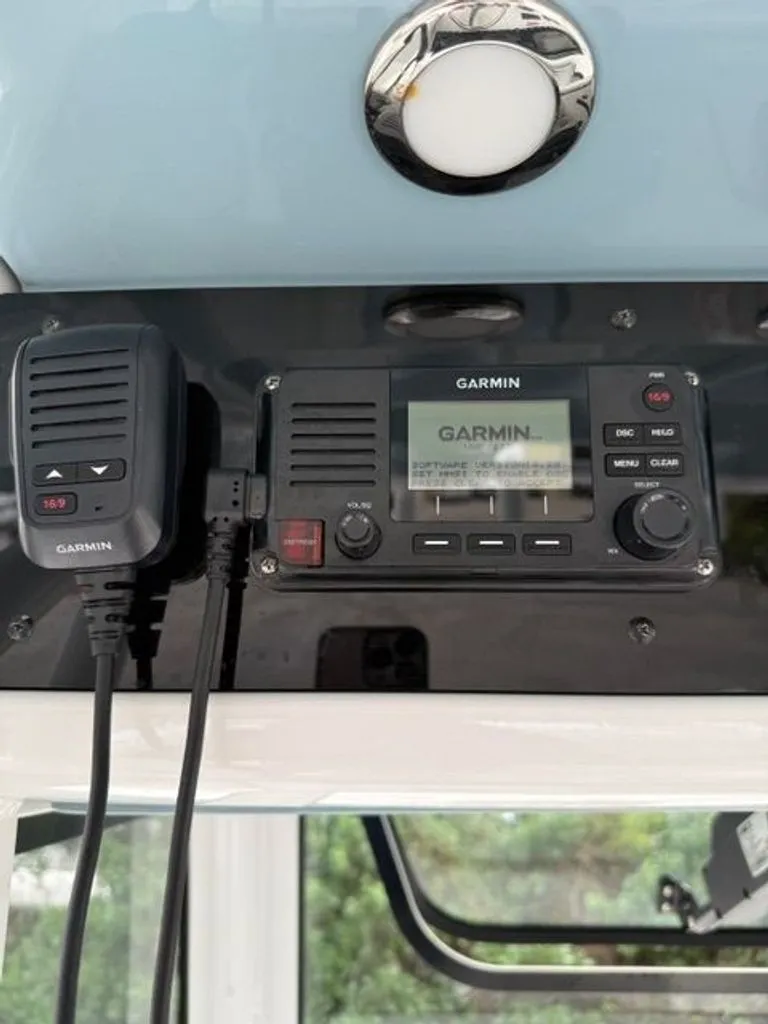 Slide: The Image of Sea Hunt Gamefish 27 Coffin Box 2021 - 9