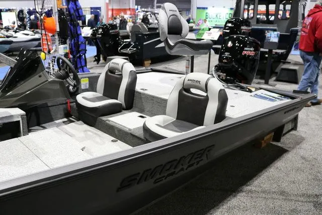 Slide: The Image of Smoker Craft Viper 175 Pro 2026 - 6