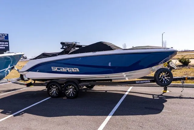 Slide: The Image of Scarab 235 SE 2025 - 2