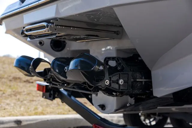 Slide: The Image of Scarab 235 SE 2025 - 4