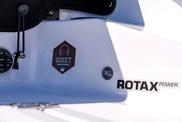 Slide: The Image of Scarab 235 SE 2025 - 7