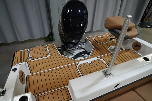 Slide: The Image of Starcraft SVX 211 OB 2026 - 17