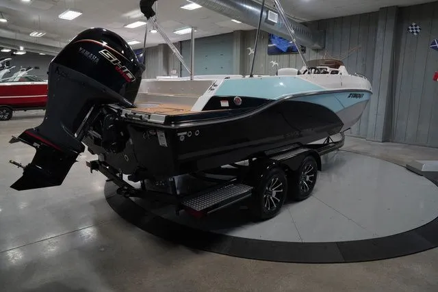 Slide: The Image of Starcraft SVX 211 OB 2026 - 6