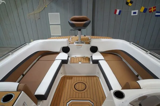 Slide: The Image of Starcraft SVX OB 211 OB 2026 - 11