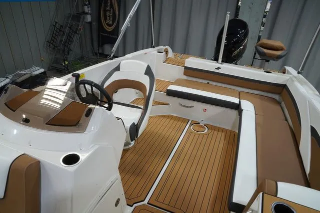 Slide: The Image of Starcraft SVX OB 211 OB 2026 - 12