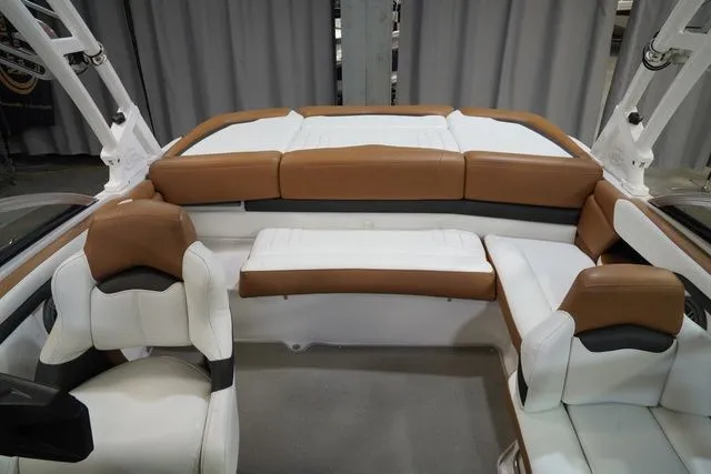 Slide: The Image of Four Winns H210 2017 - 17