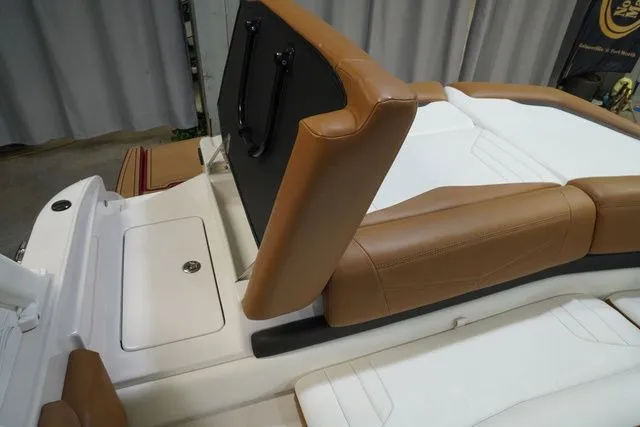 Slide: The Image of Four Winns H210 2017 - 20