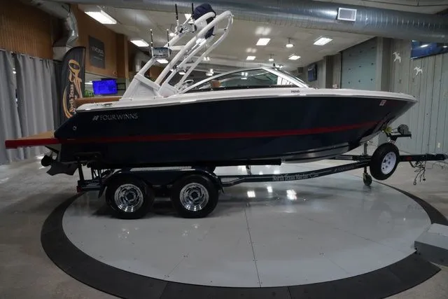 Slide: The Image of Four Winns H210 2017 - 6