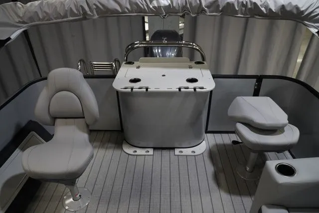 Slide: The Image of Starcraft EXS 1 FD 2026 - 17