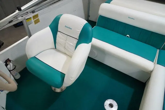 Slide: The Image of Landau RE 24 Castaway 1998 - 16