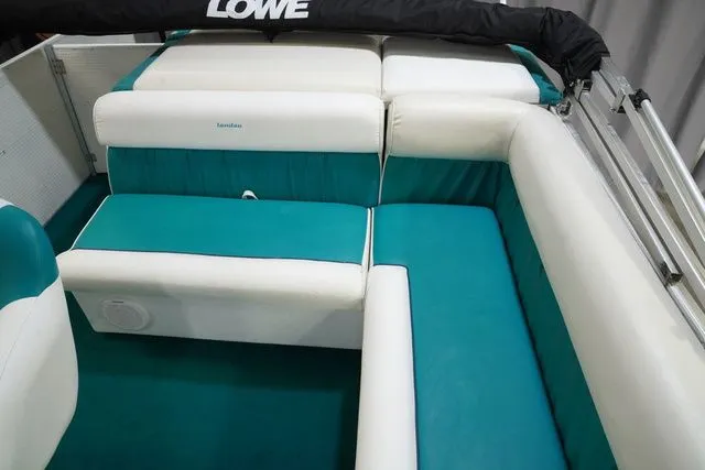 Slide: The Image of Landau RE 24 Castaway 1998 - 18