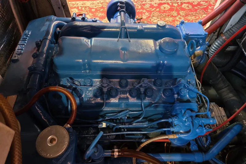 Slide: The Image of Sailing yacht Oyster 485 Deck Saloon, 1998, docked under clear blue sky. - 39