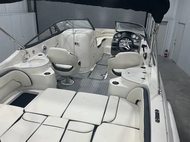 Slide: The Image of Stingray 250 LR 2020 - 22