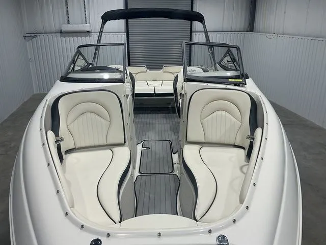 Slide: The Image of Stingray 250 LR 2020 - 4