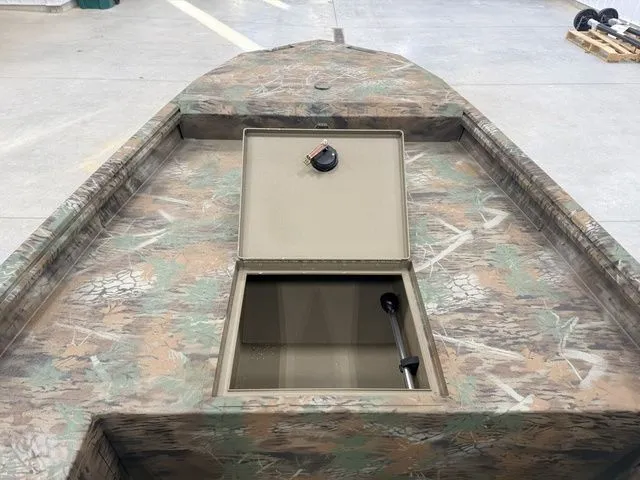 Slide: The Image of G3 Gator Tough 16 DK 2026 - 11