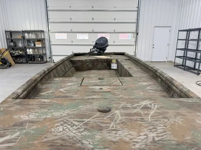 Slide: The Image of G3 Gator Tough 16 DK 2026 - 18