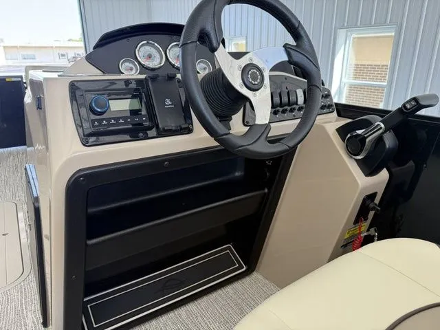 Slide: The Image of SunCatcher Select 324RC 2025 - 23