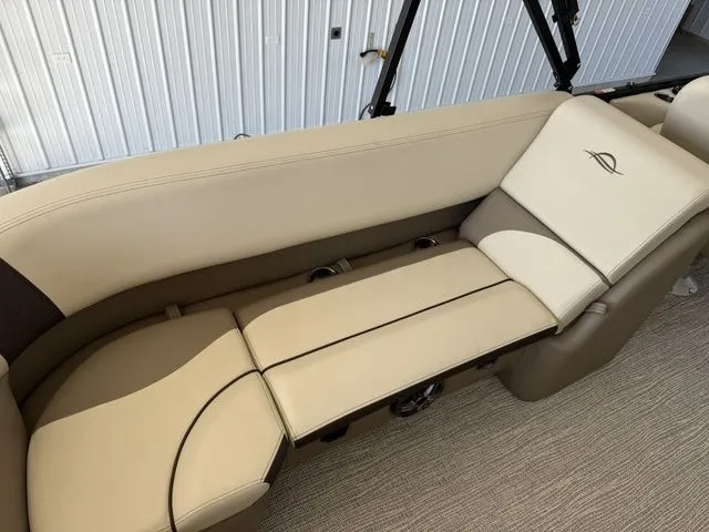 Slide: The Image of SunCatcher Select 324RC 2025 - 26