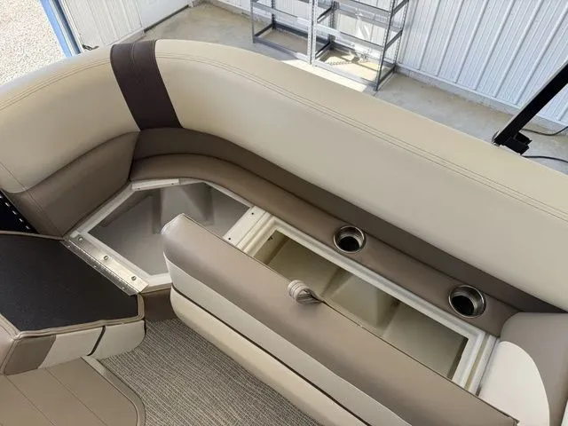 Slide: The Image of SunCatcher Select 324RC 2025 - 29