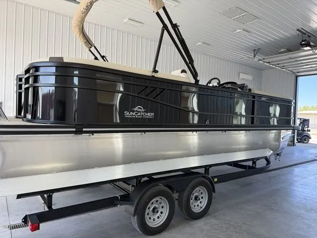 Slide: The Image of SunCatcher Select 324RC 2025 - 4