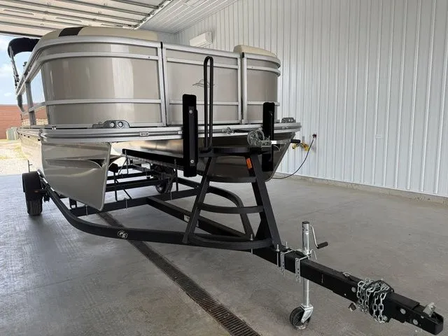 Slide: The Image of SunCatcher Select 20RC 2025 - 10