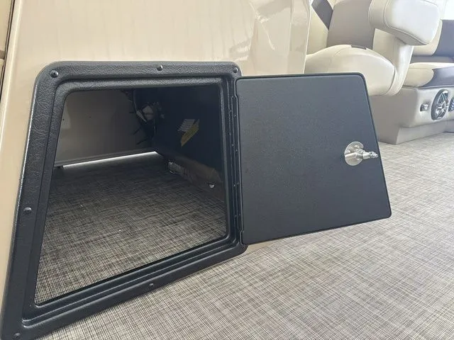 Slide: The Image of SunCatcher Select 20RC 2025 - 22