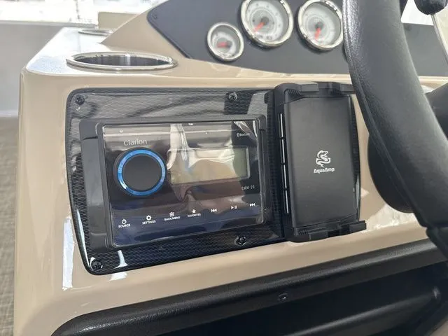 Slide: The Image of SunCatcher Select 20RC 2025 - 27