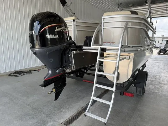 Slide: The Image of SunCatcher Select 20RC 2025 - 3