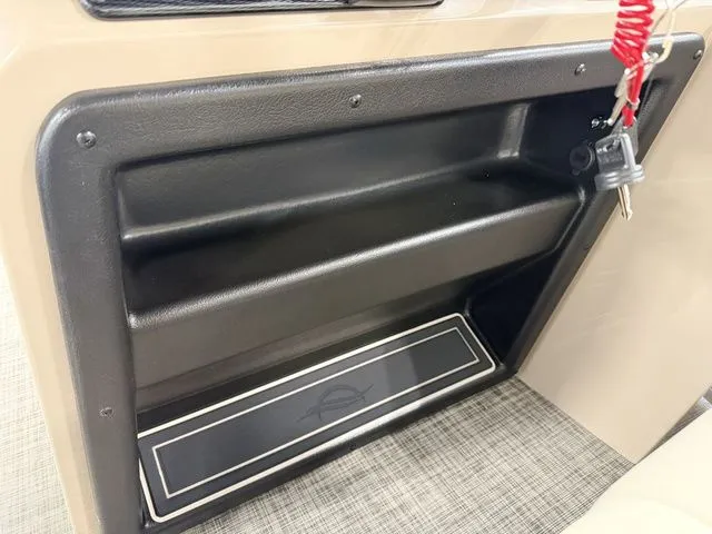 Slide: The Image of SunCatcher Select 20RC 2026 - 23